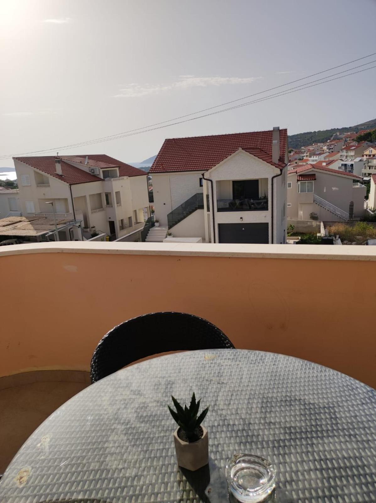 Tomo Hvar Town