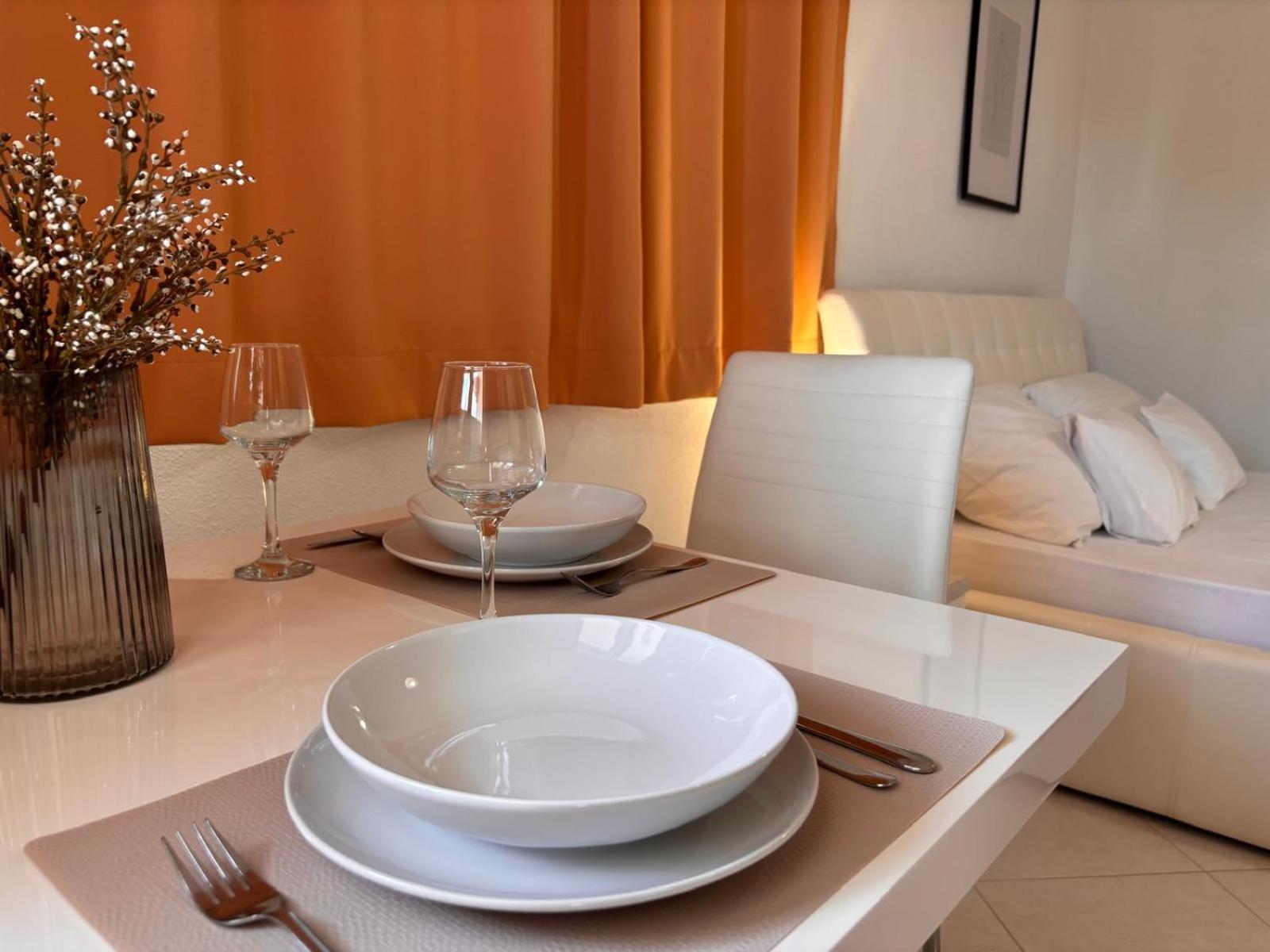 Tomo Apartment